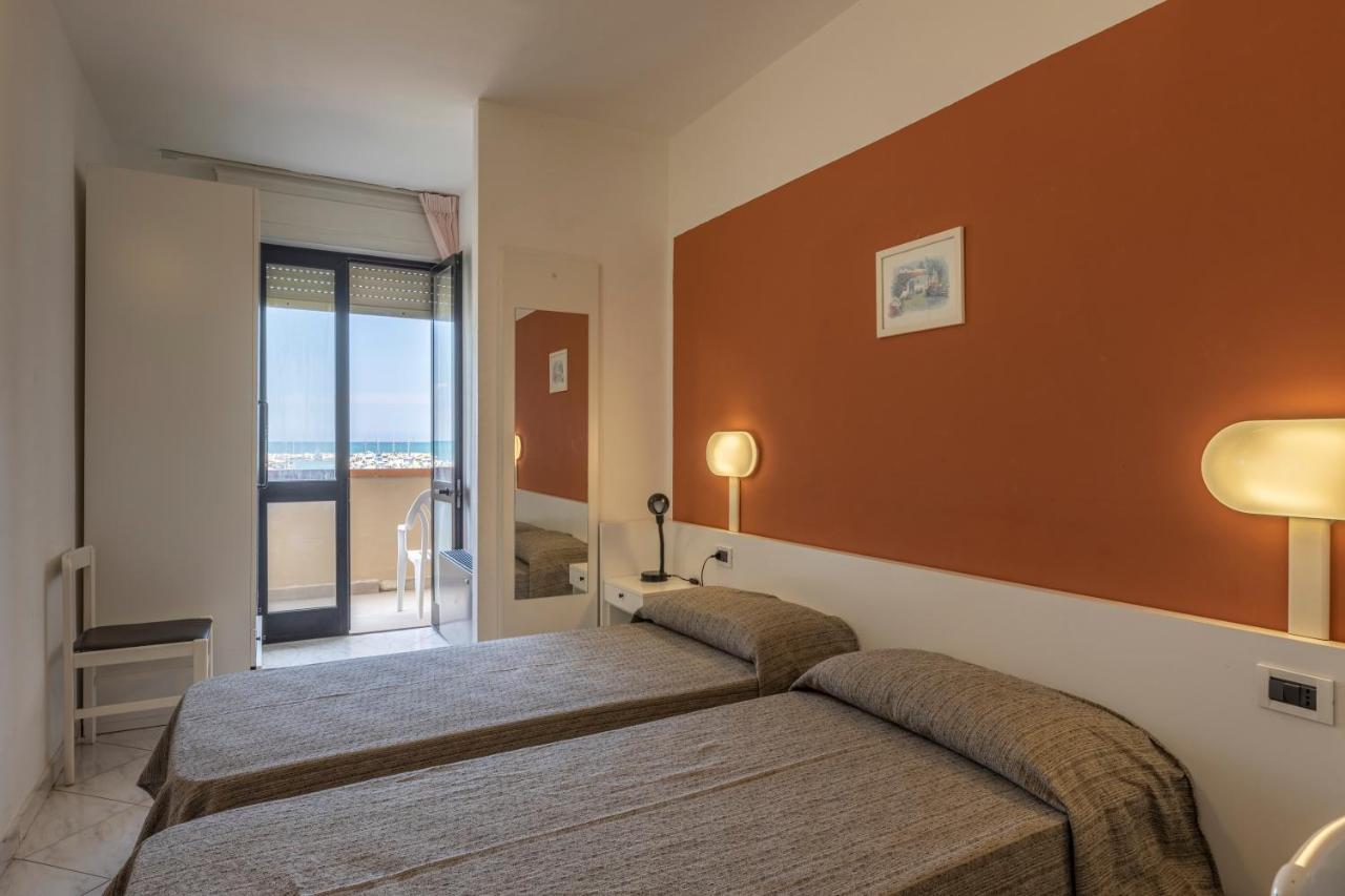 Hotel Quisisana Vada Ngoại thất bức ảnh